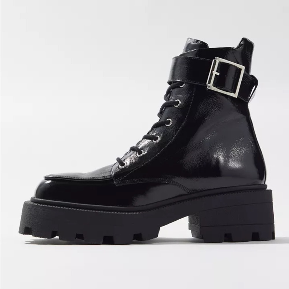 ‼️SOLD‼️ URBAN OUTFITTERS Cooperative Tania Buckled Boot - Picture 2 of 6